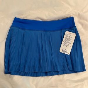 Lululemon tennis skirt - new with tags!